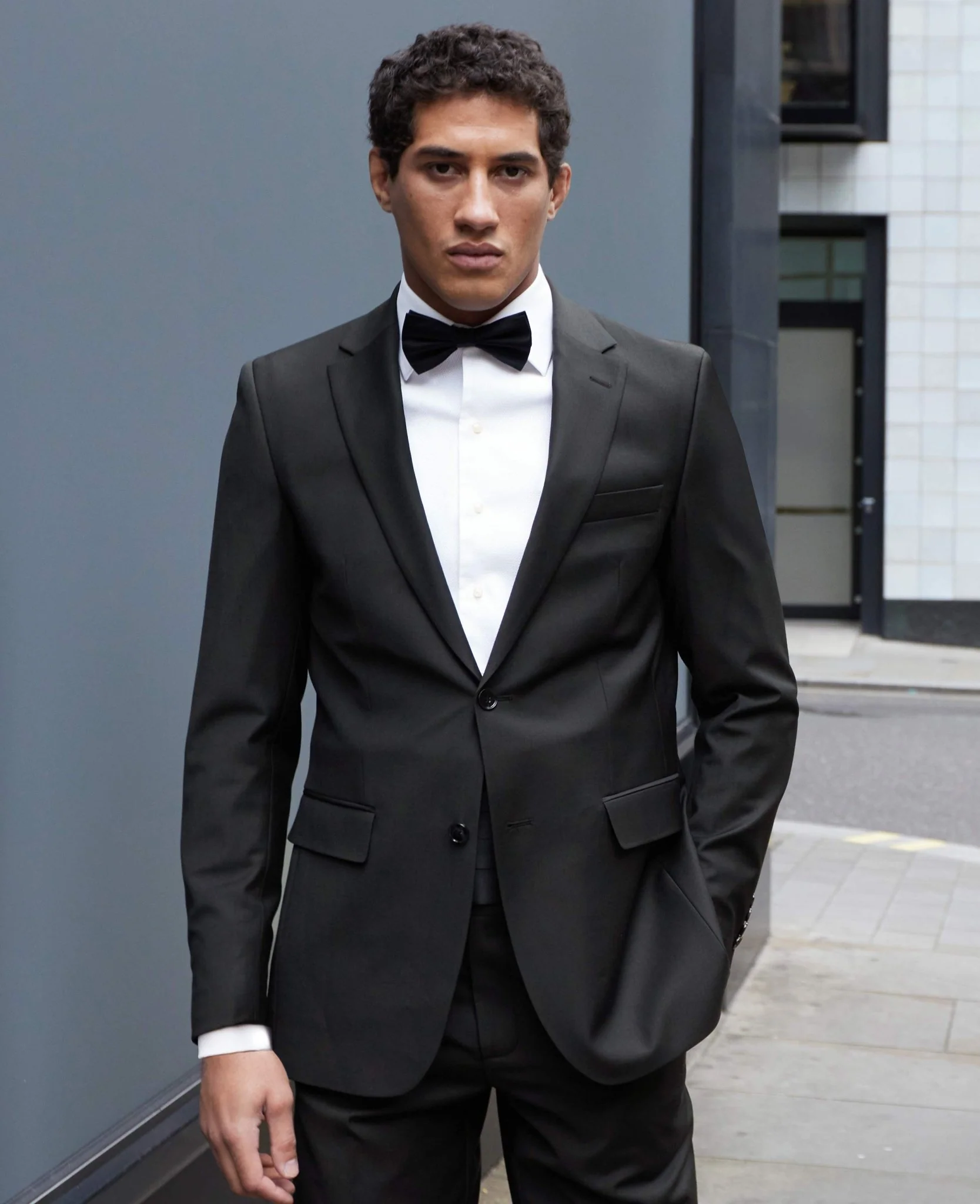 Black Wool-Blend Tailored Suit - Image 7